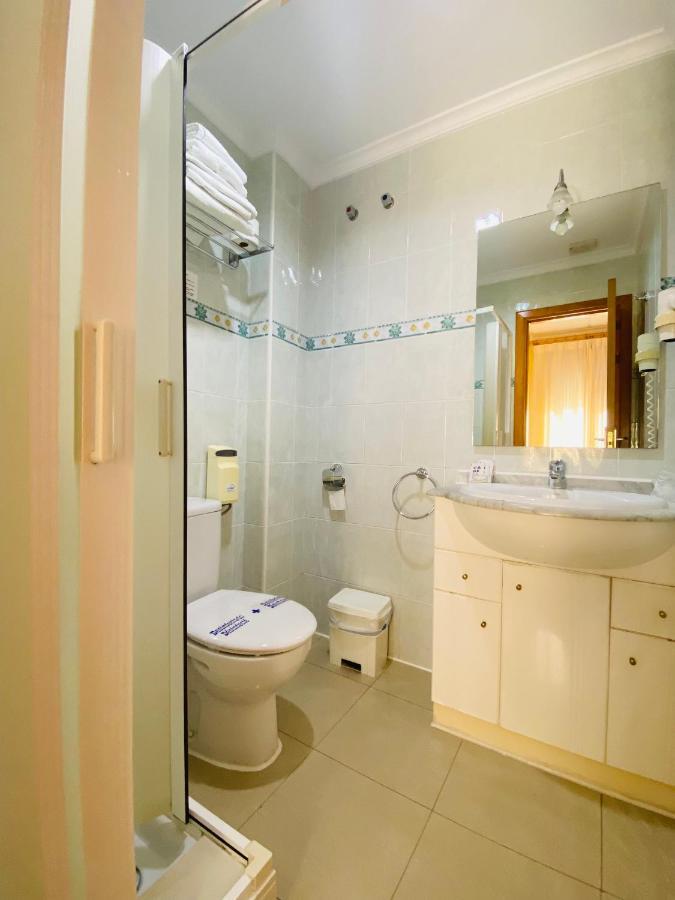 Hostal L'Anfora Denia Exterior photo